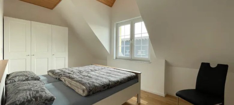 Ferienwohnung Schlafzimmer mit Schräge